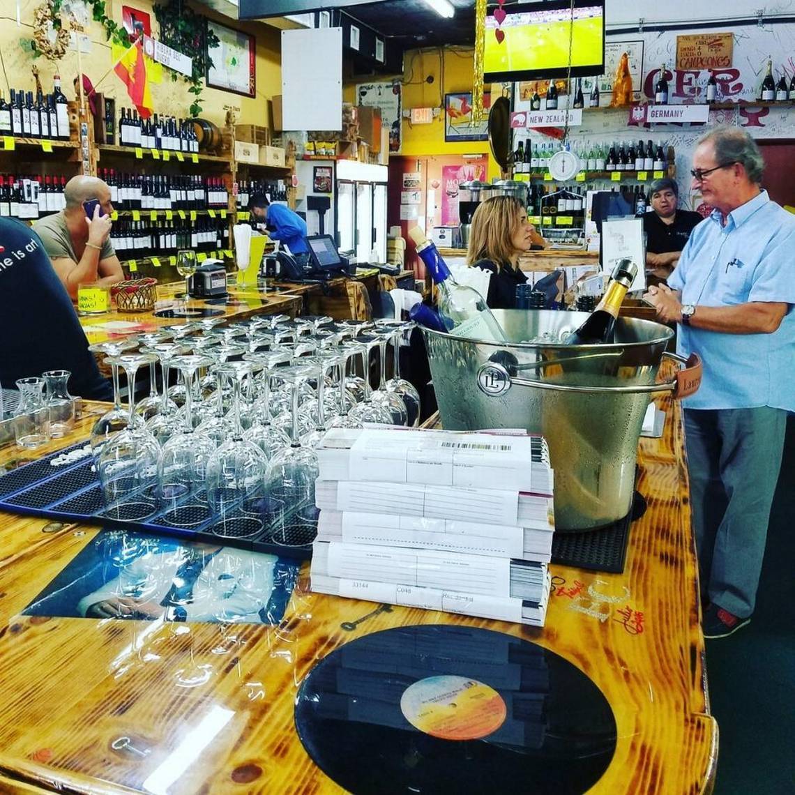 Here's is where to find a wine tasting every day of the week in Miami, because you’re fancy. - Happy Wine Calle Ocho