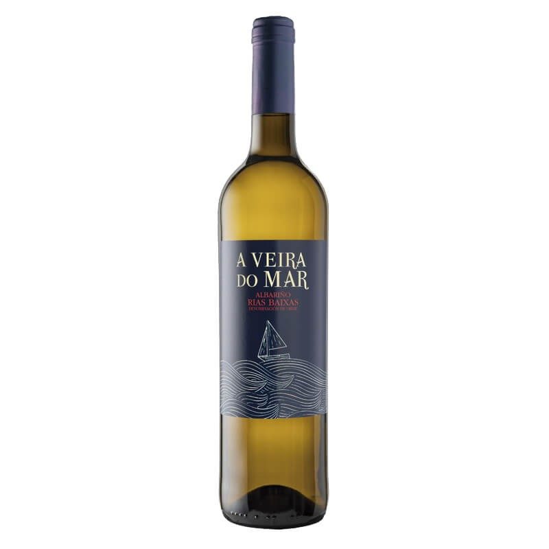 Wine bottle labeled 'A Veira do Mar' on a white background