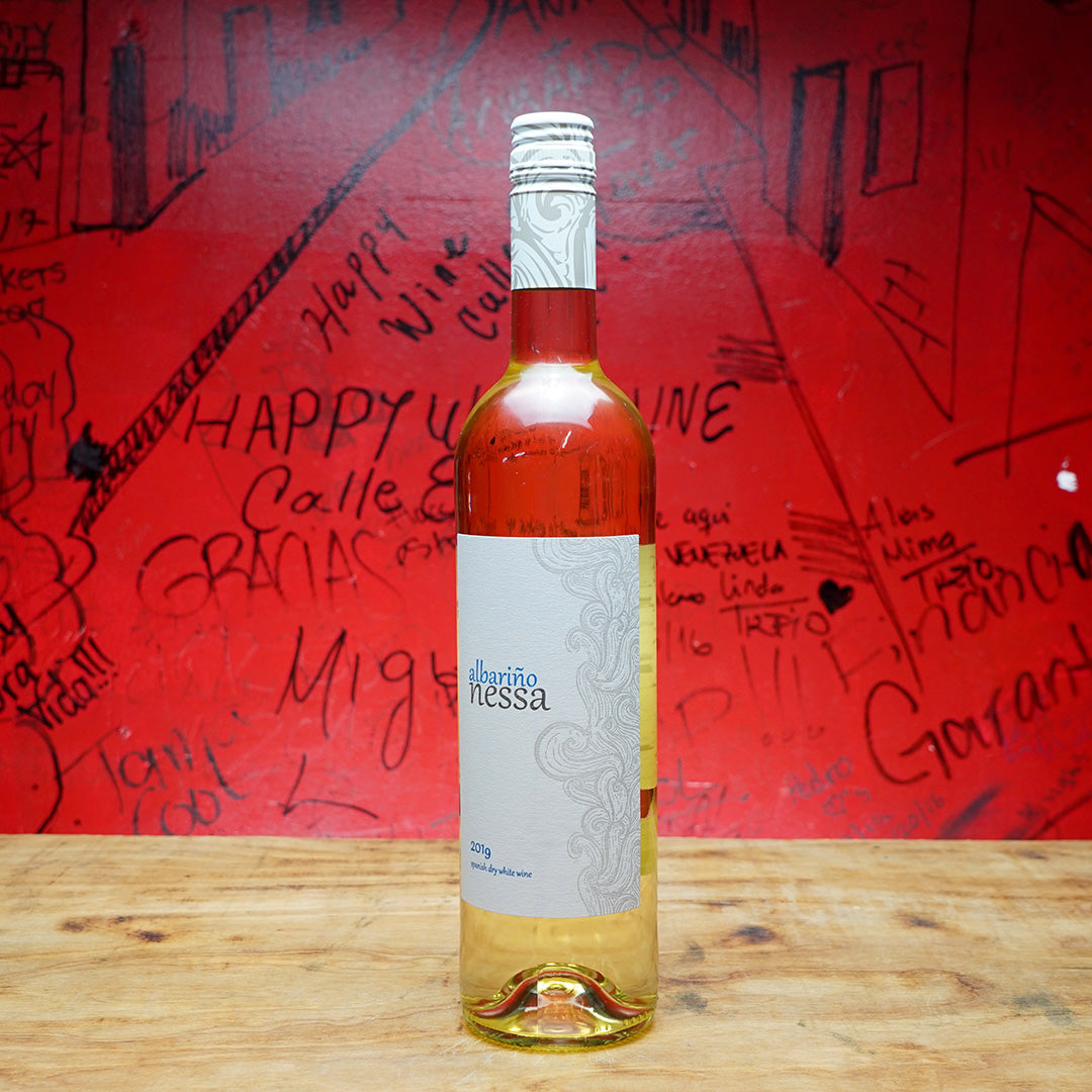 2021 NESSA ALBARINO, RIAS BAIXAS SPAIN-Happy Wine Calle Ocho