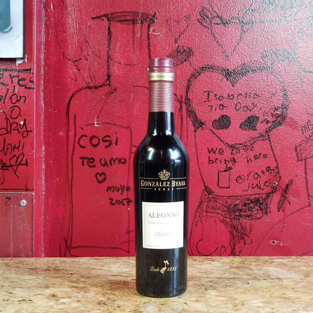 ALFONSO OLOROSO SECO GONZALEZ BYASS, SHERRY JEREZ SPAIN-Happy Wine Calle Ocho